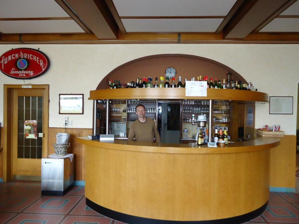 Hotel De La Frontiere Frisange エクステリア 写真
