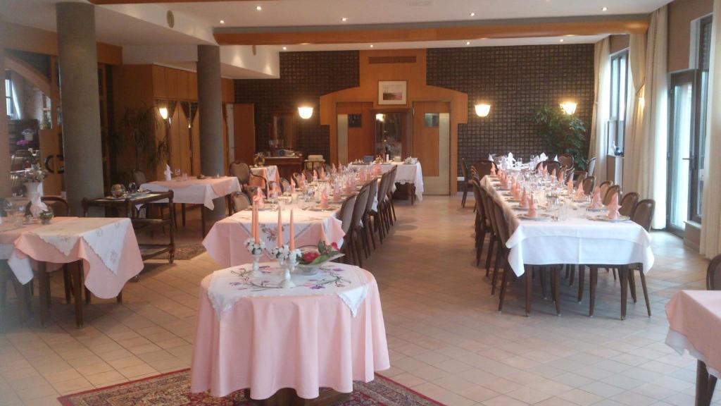 Hotel De La Frontiere Frisange エクステリア 写真